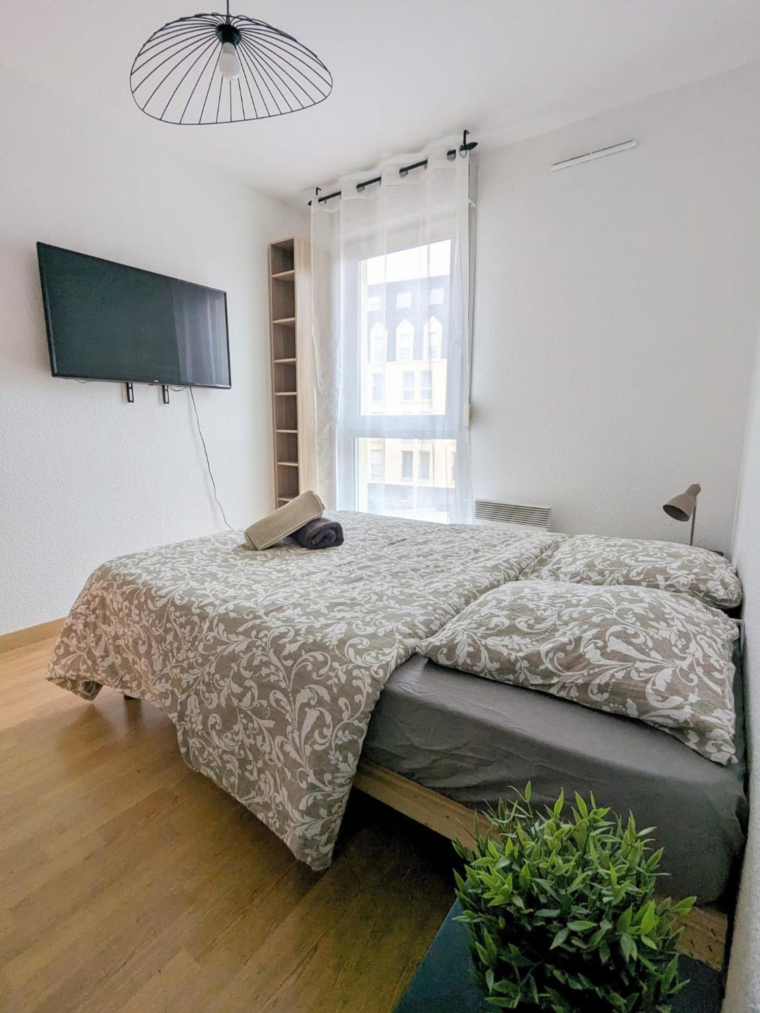 Le Clairvaux - Proche Centre Avec 1 Place En Parking Souterrain Dijon Ngoại thất bức ảnh